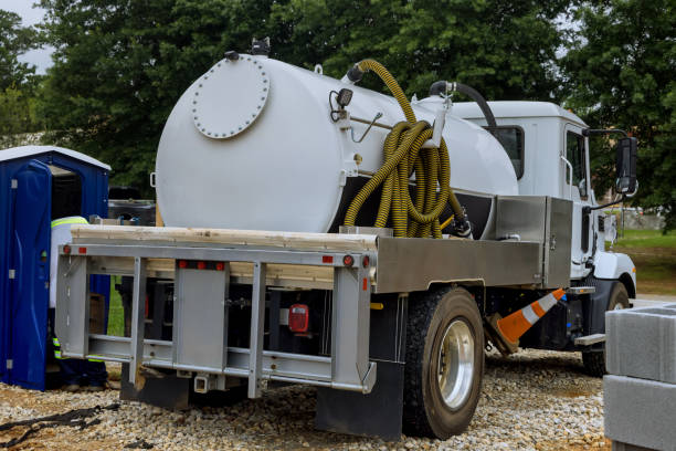 Best Construction site porta potty rental  in Elwood, KS
